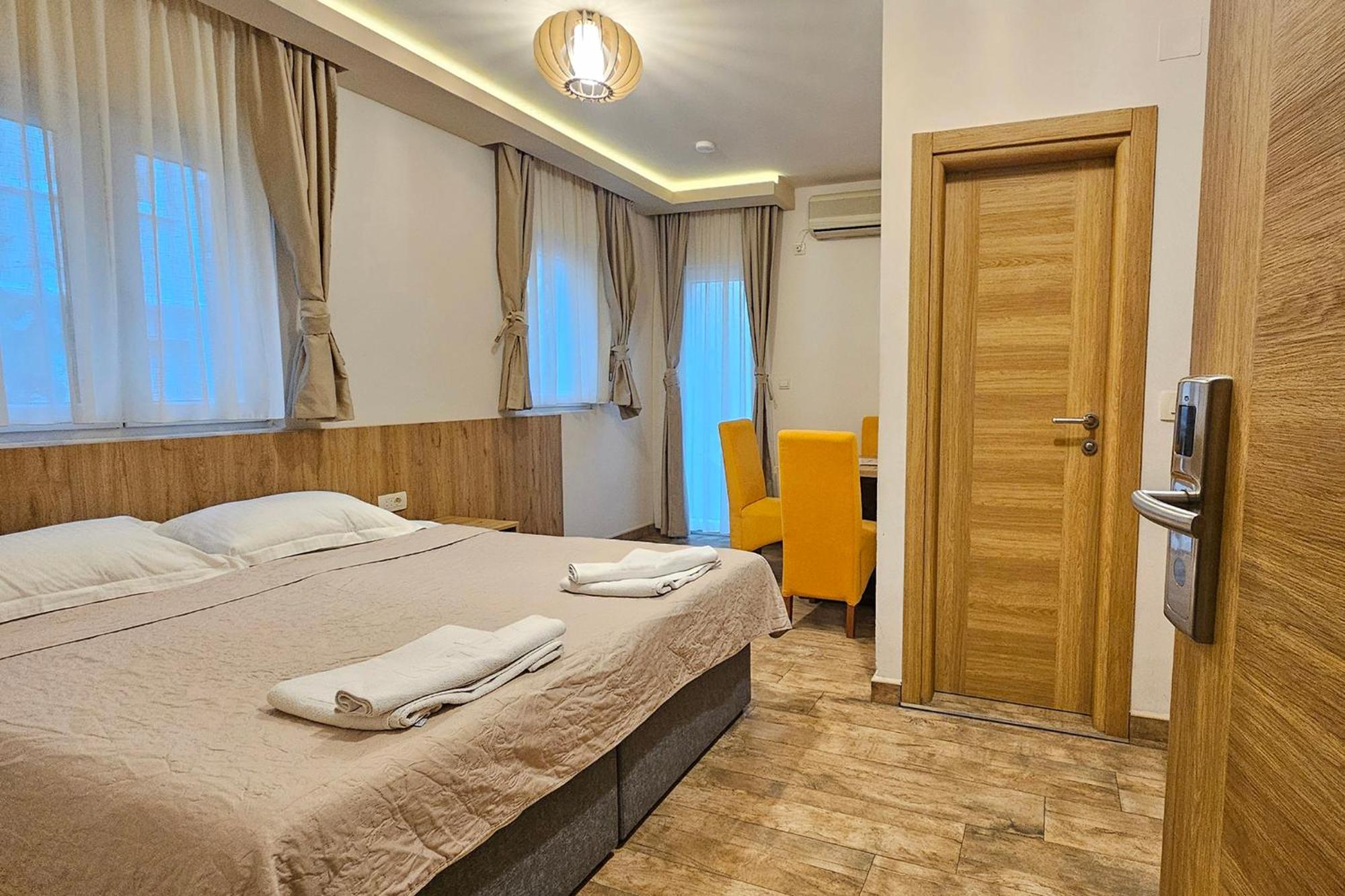 Villa Montemaris Budva Exterior photo